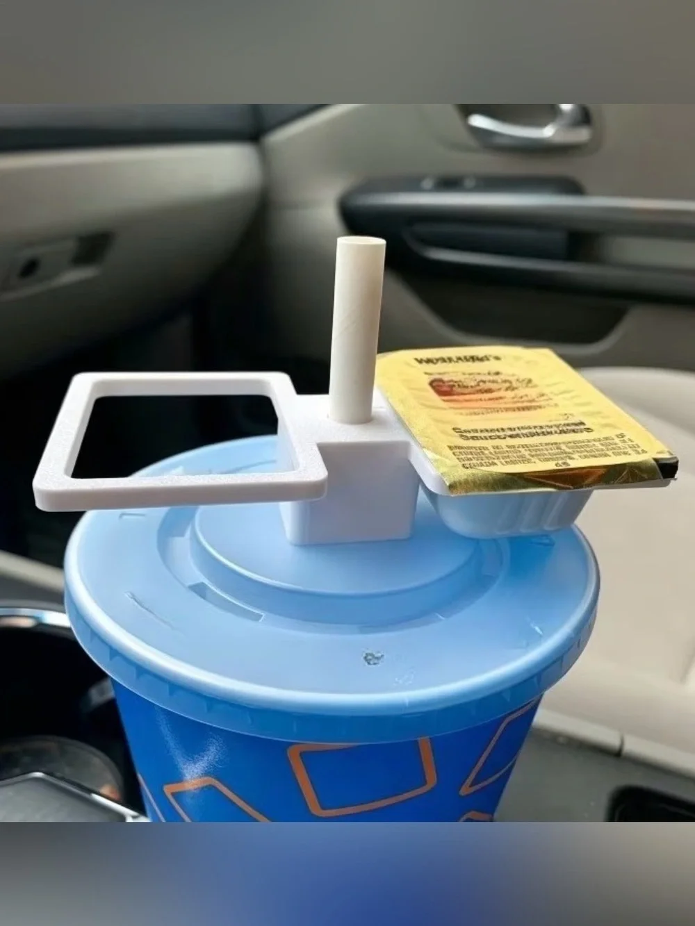 Universal White Cup Top dual dip with hole for straw